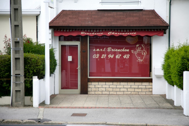 vitrine-ST MARTIN VESUBIE-min_france_frankreich_commerce_frankrijk_francia_delicatessen_butchery_charcuterie-424328